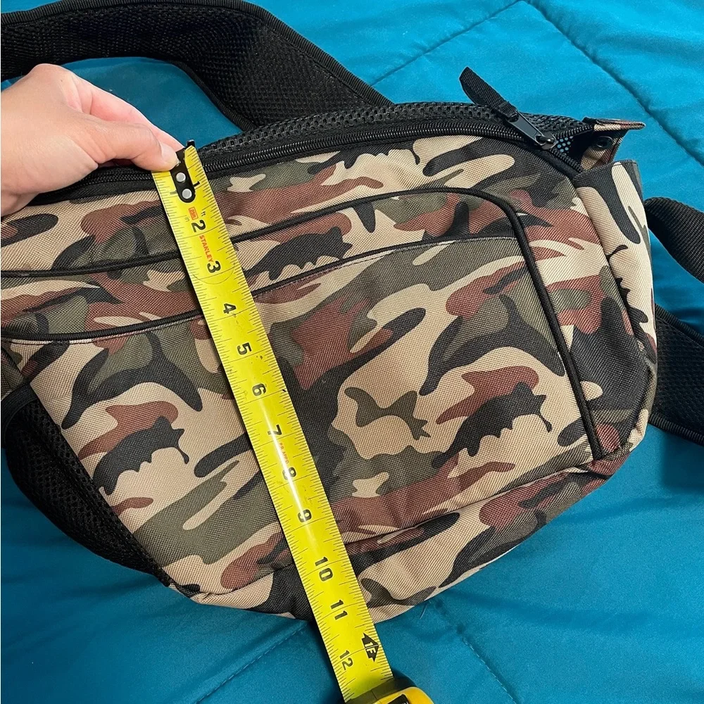 Bailey & Bella pet sling carrier